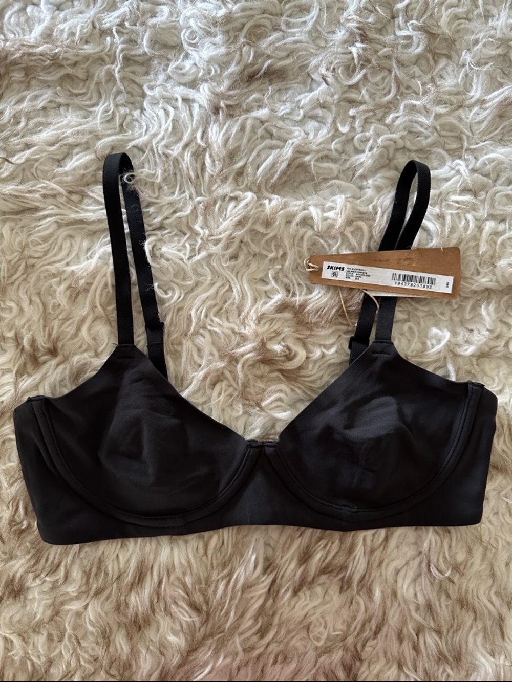 SKIMS Fits Everybody  Underwire Demi Bra